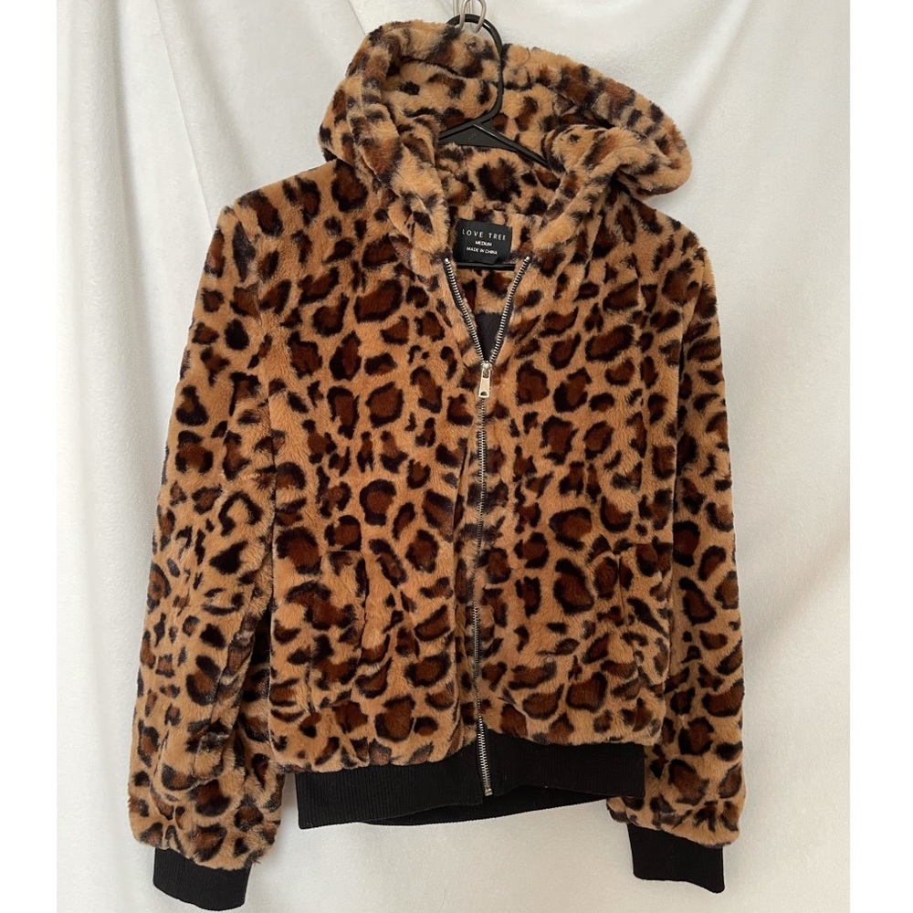 NWOT Faux Fur Leopard Jacket
